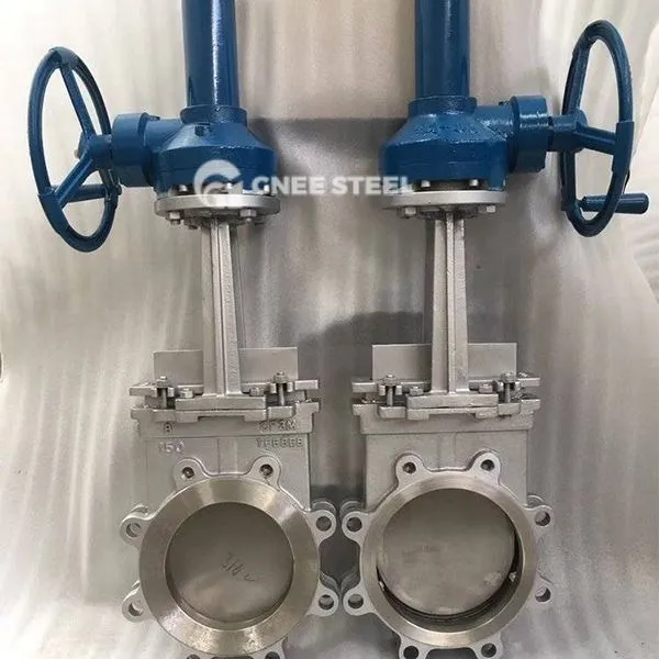 Vastupidav istuv noavärava klapp