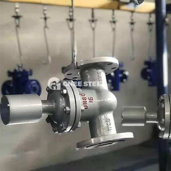 Roostevabast terasest ääristatud väravaklapp